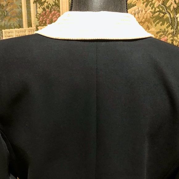 Albert Nipon Evening Sequin women's Two-Piece Suit - Picture 6 of 8